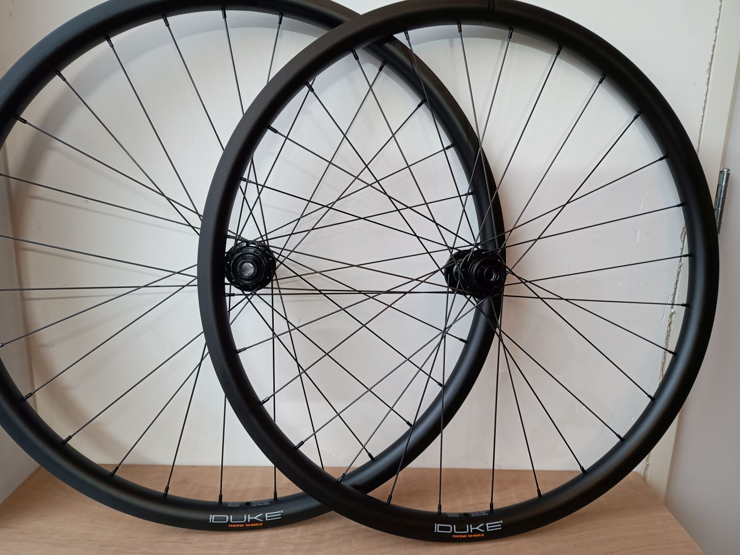 Wielset RSD3.0 CL met Duke World Runner X25 Disc