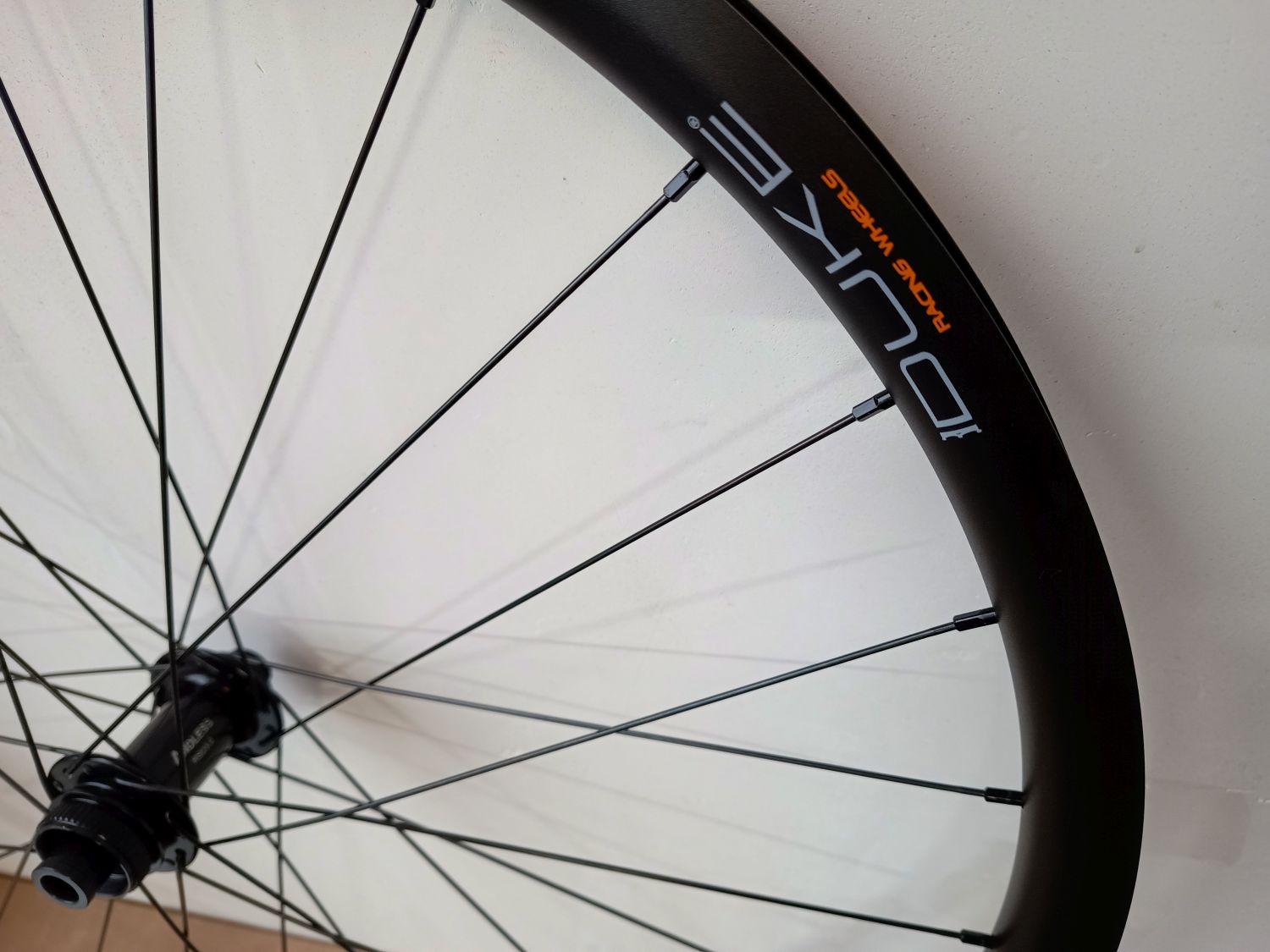 Wielset RSD3.0 CL met Duke World Runner X25 Disc - Afbeelding 11