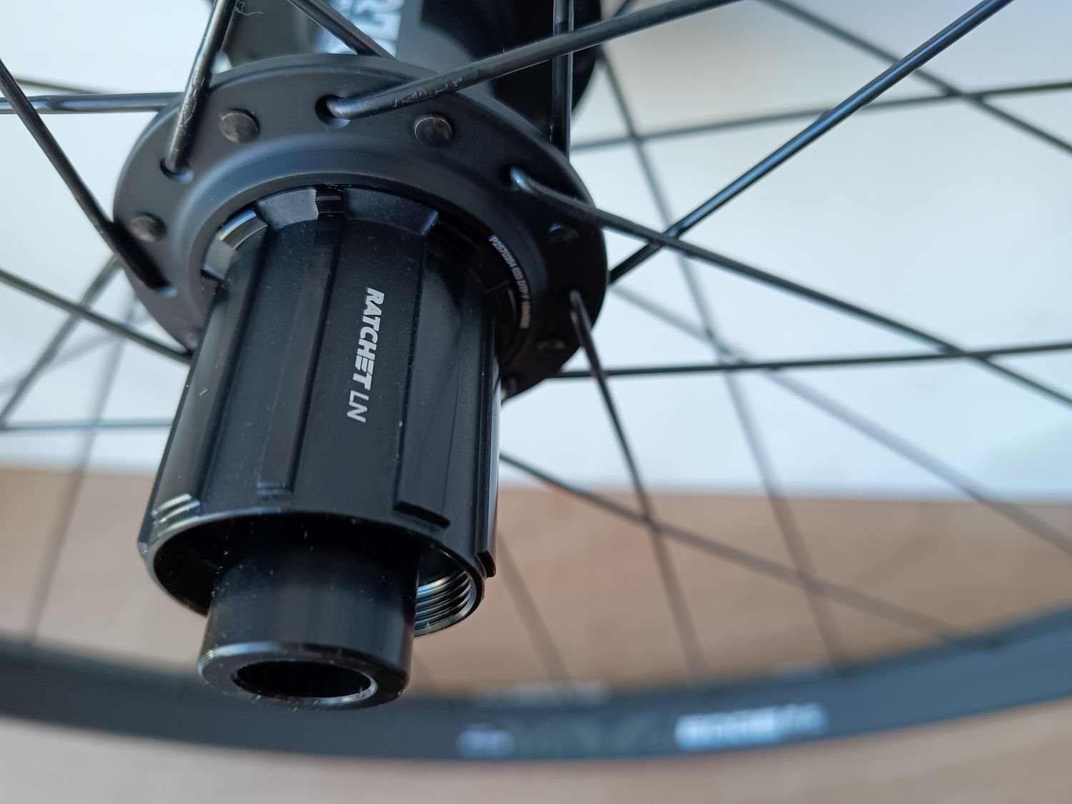 Wielset MTB met DT Swiss 370 IS naven en Ryde Edge M30 OS velgen - Afbeelding 5