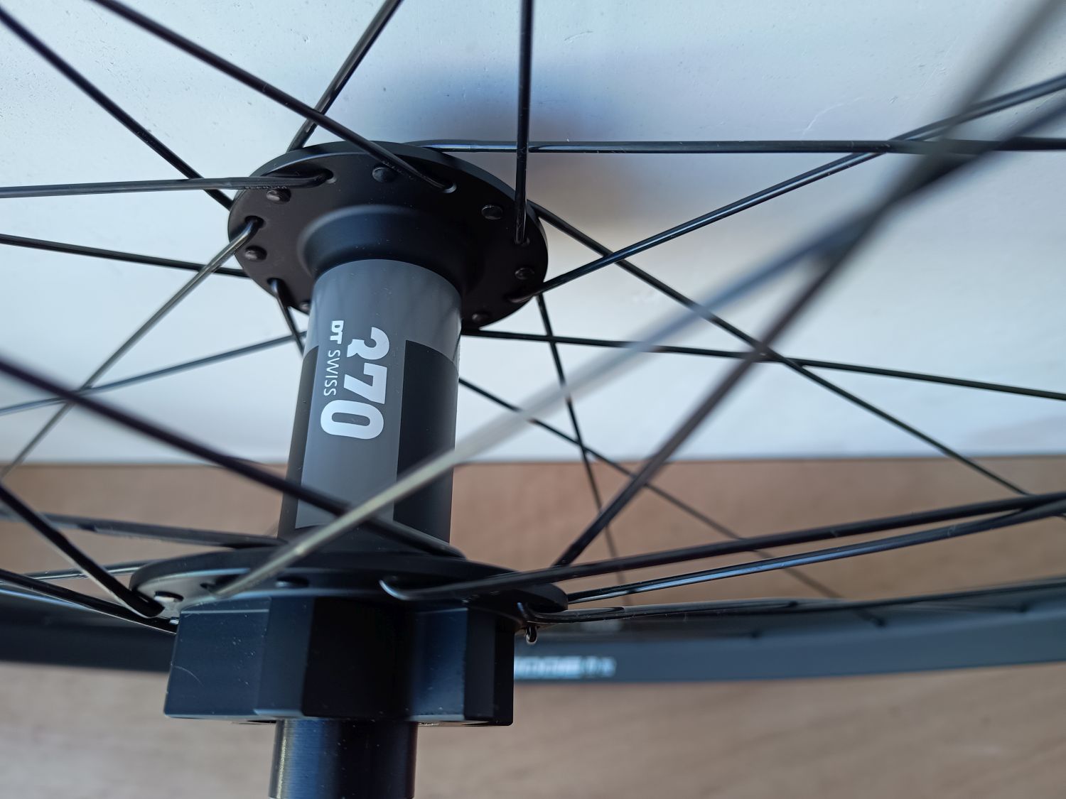 Wielset MTB met DT Swiss 370 IS naven en Ryde Edge M30 OS velgen - Afbeelding 10