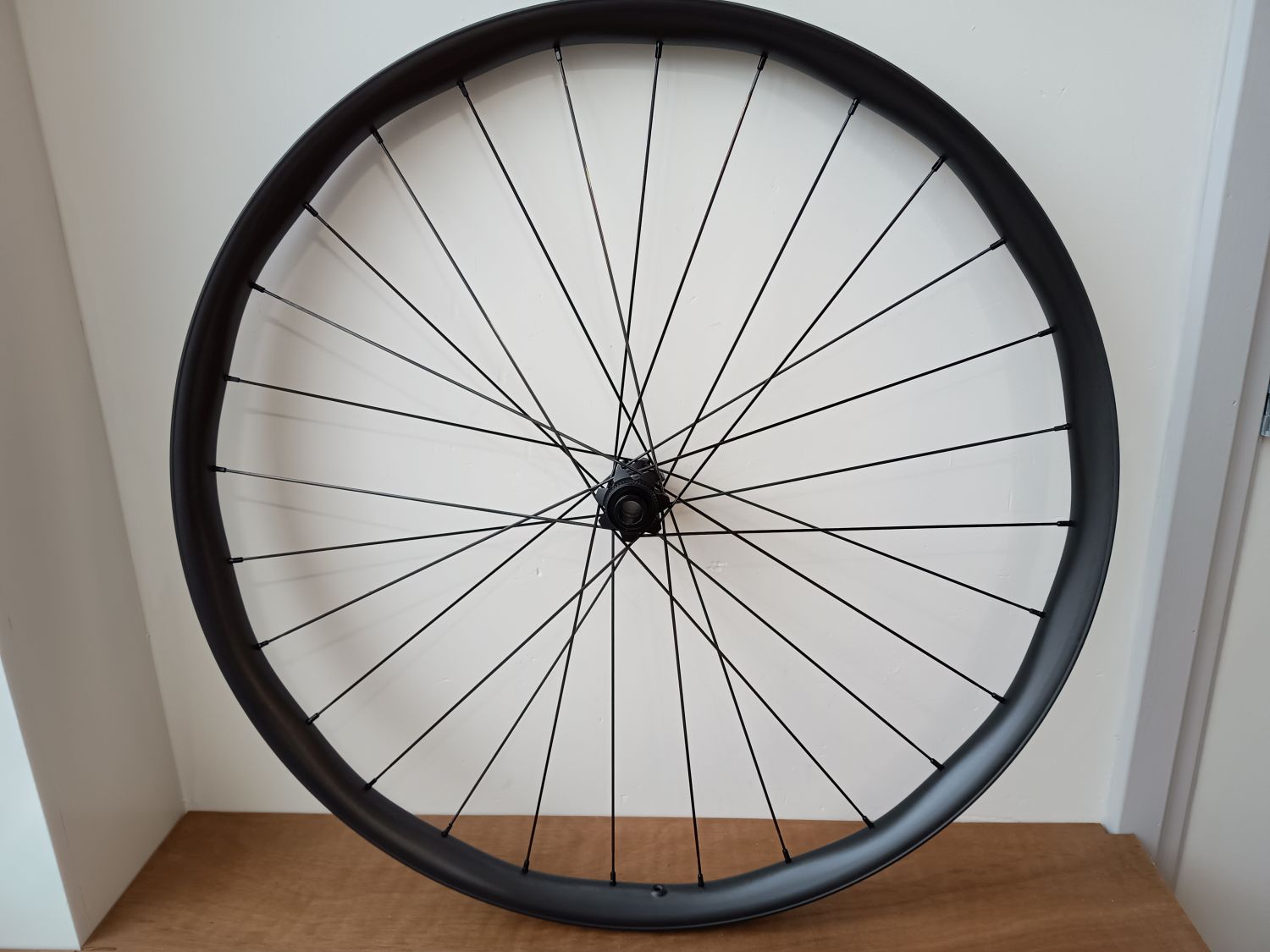 Wielset MTB 29" Carbon Wave 30mm inwendige breedte met DT Swiss SP CL naven - Afbeelding 2