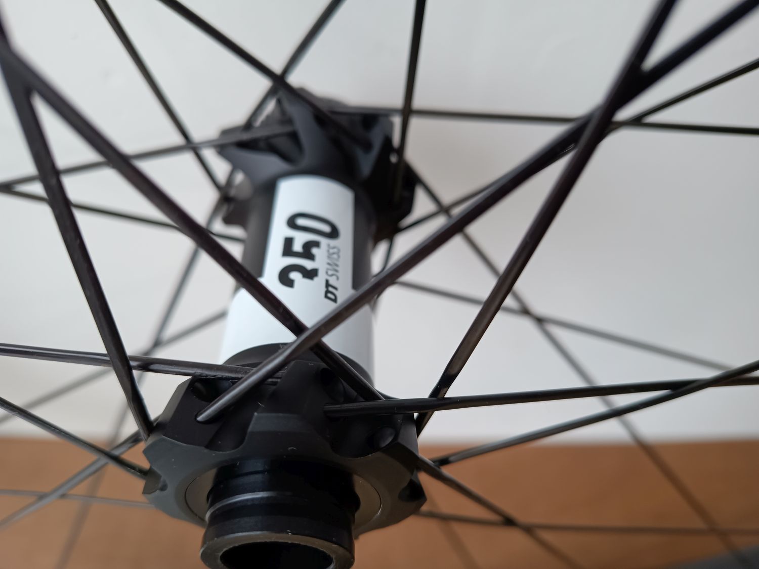 Wielset MTB 29" Carbon Wave 30mm inwendige breedte met DT Swiss SP CL naven - Afbeelding 5