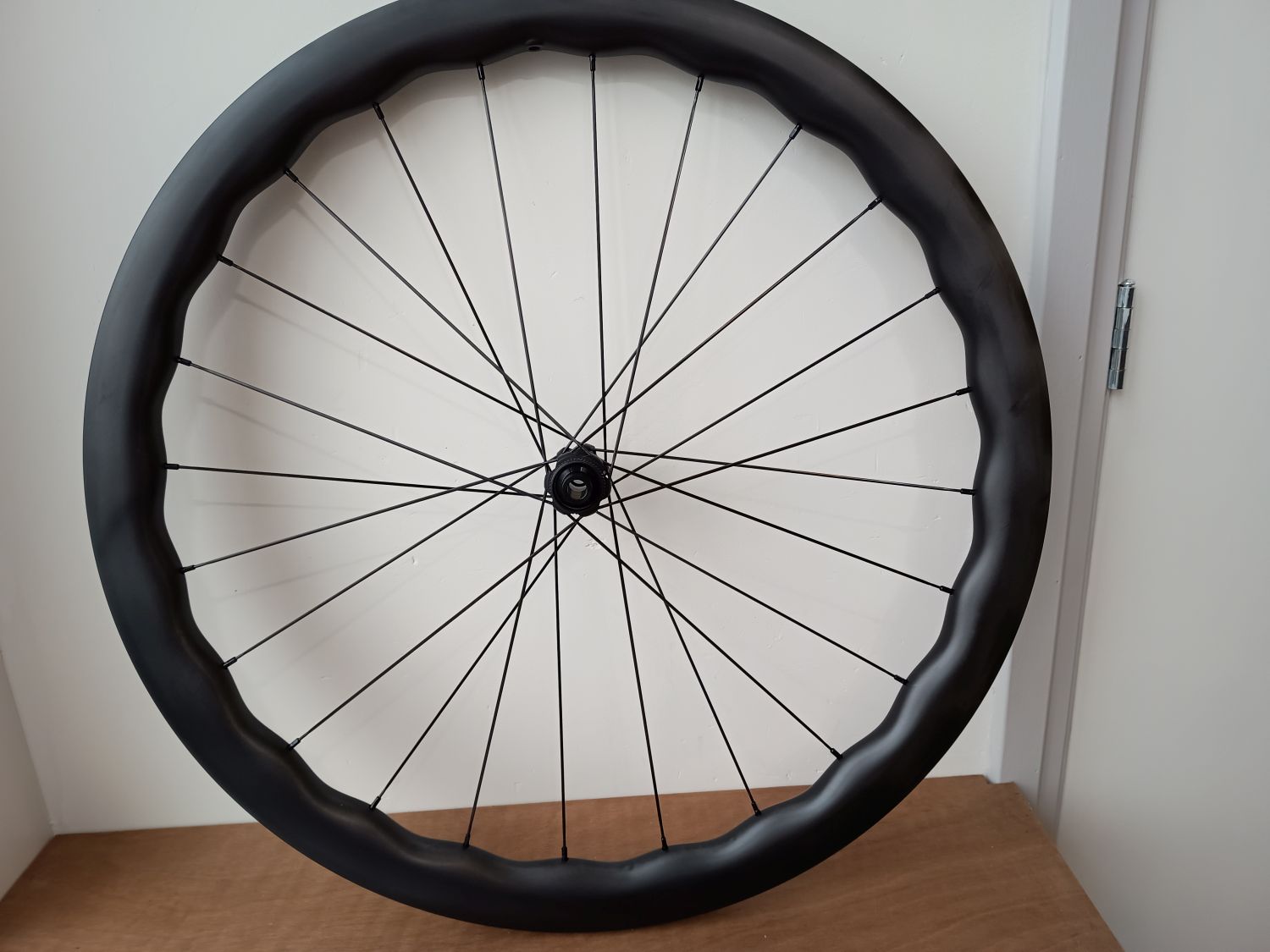 Wielset Disc Carbon Race Wave 40/45mm hoog 21mm inwendig lichtgewicht - Afbeelding 9