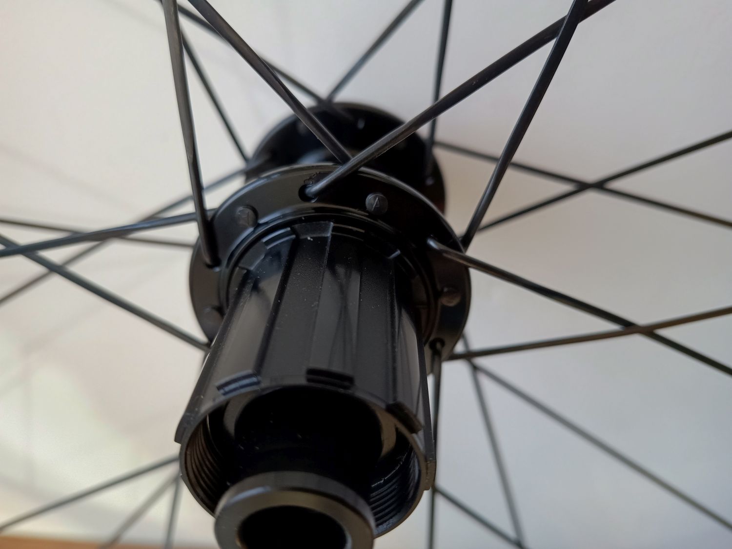 Voorjaarsactie: Wielset Disc Carbon (satin black) Race 50mm hoog 21mm inwendig - Afbeelding 5