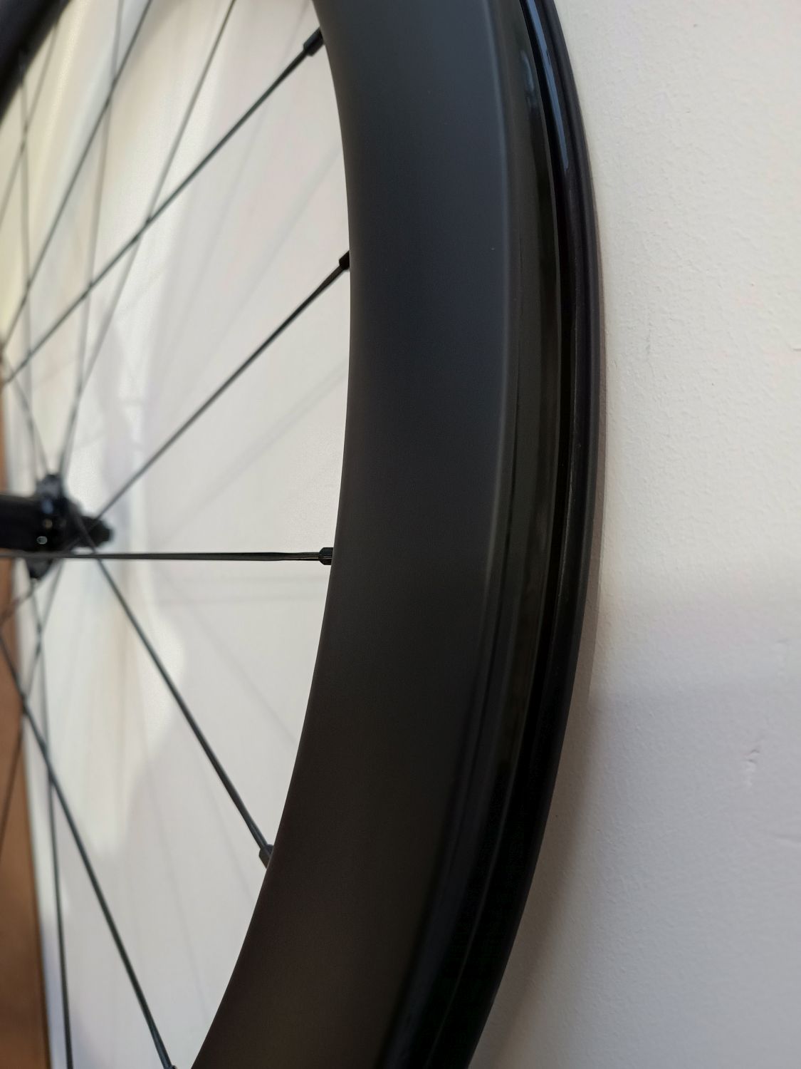 Voorjaarsactie: Wielset Disc Carbon (satin black) Race 50mm hoog 21mm inwendig - Afbeelding 15